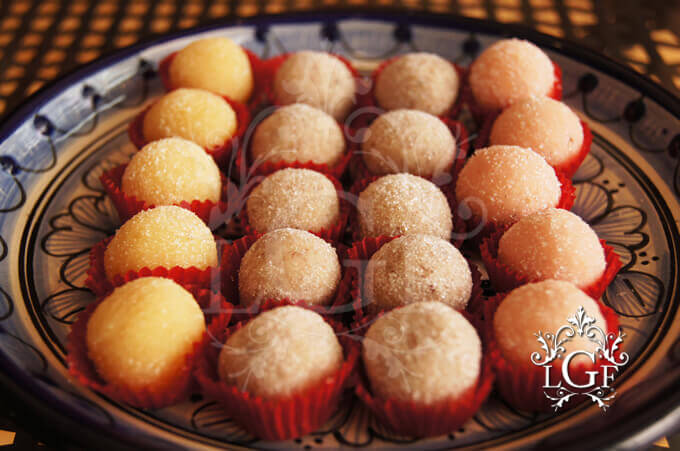 Yemitas y ciruelas rellenas