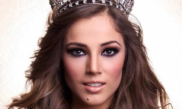 5265af8ebdb45-BELLEZA_MEXICANA201013.jpg